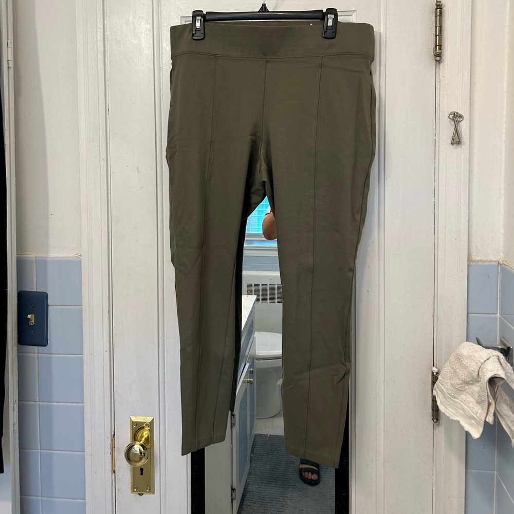 Old Navy leggings xl olive Color
